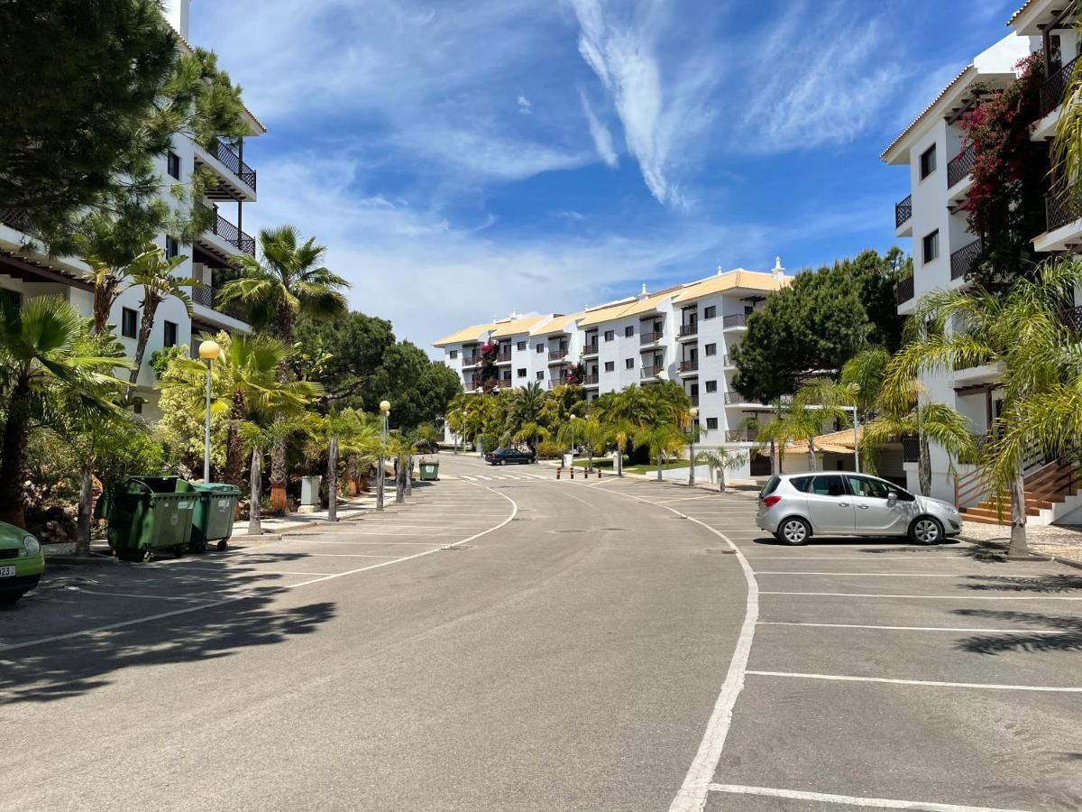 Falesia Beach Apartment Albufeira Eksteriør billede